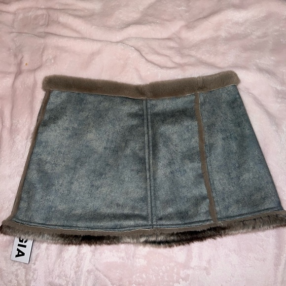 I Am Gia Asami skirt - Picture 2 of 9